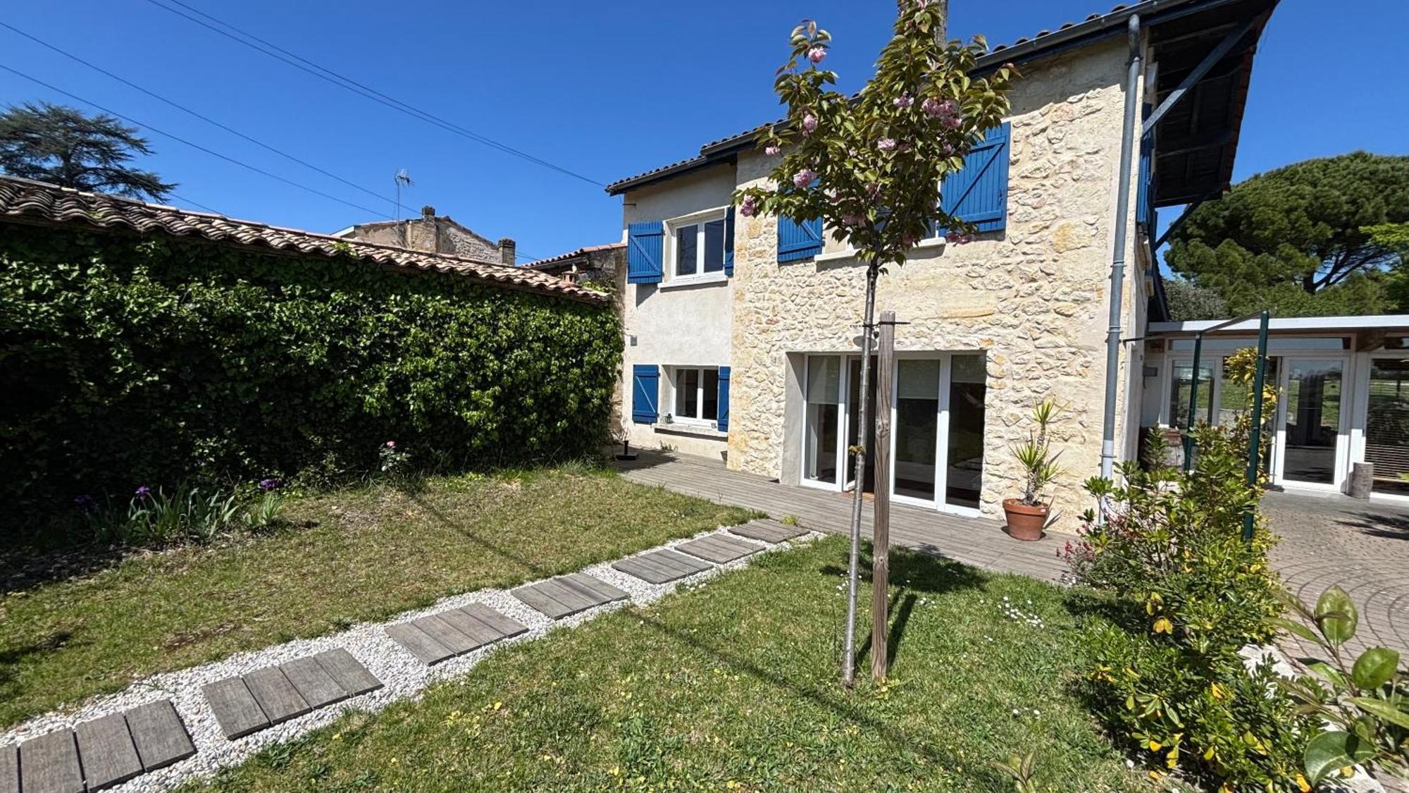 Maison De Charme Avec Jardin Et Terrasse Camblanes-et-Meynac Bagian luar foto